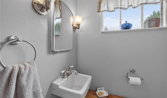 2307 Howertown Rd, Allen, PA 18067