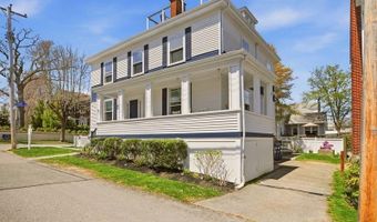 8 Champlin St, Newport, RI 02840