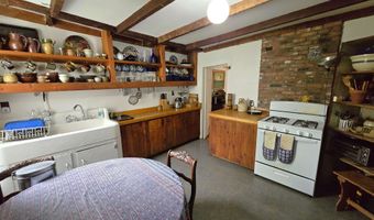 22 Kimball Hill Rd, Putney, VT 05346