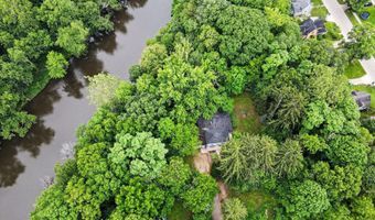 330 Catherine Ct, Allegan, MI 49010