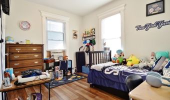 31 Avenue B, Bayonne, NJ 07002