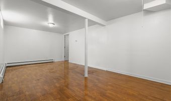 130 Ashton St, Bridgeport, CT 06606