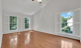 43564 GOLDEN Mdw, Ashburn, VA 20147
