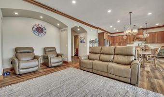 325 Lakeshore Dr, Arnolds Park, IA 51331