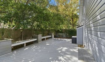 128 SEMINOLE Rd 11, Atlantic Beach, FL 32233