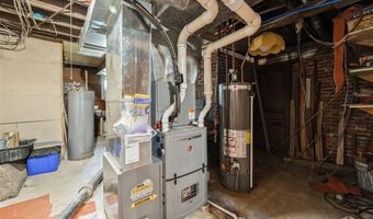 205 2nd Ave, Atkins, IA 52206