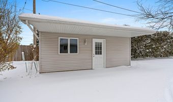 2405 N ERB St, Appleton, WI 54911