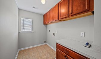 415 Standing Rock Dr, Boiling Springs, SC 29316