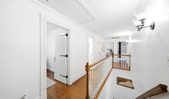 2400 Anchor Way, Anchorage, KY 40223