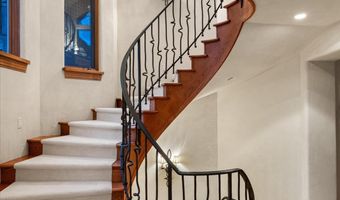 691 Pfister Dr, Aspen, CO 81611