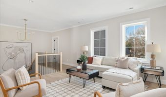 2929 N GREENCASTLE St, Arlington, VA 22207