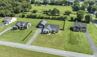 40 WINERY Way, Felton, DE 19943