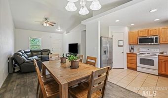 3204 Arcadian Dr, Caldwell, ID 83605