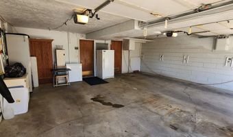 2110 Oak St, Atlantic, IA 50022