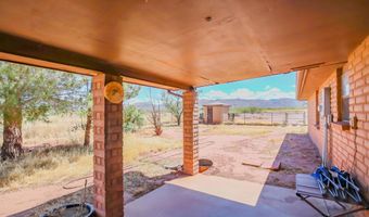 102 Mountain Meadow Rd, Alamogordo, NM 88310