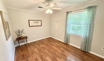 1404 N Jackson St, Brookhaven, MS 39601