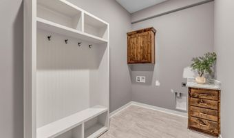1006 Bluestem Cir, Baldwin City, KS 66006