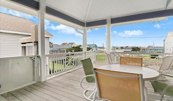 203 E Terminal Blvd, Atlantic Beach, NC 28512