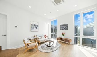38 Hichborn 205, Boston, MA 02135