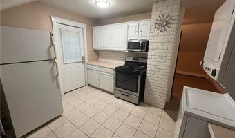 27 Matteson St, Coventry, RI 02816