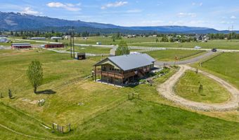 136 Goslin Loop, Cascade, ID 83611