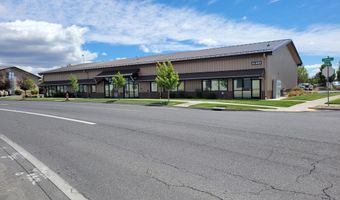 61400 American Ln, Bend, OR 97702