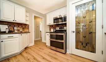 8076 Winona Ave, Allen Park, MI 48101