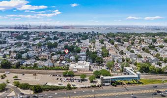525 AVENUE E 1, Bayonne, NJ 07002