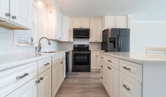 2305 W Fort Macon Rd 207, Atlantic Beach, NC 28512