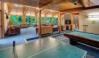 296 Brown Bear Xing 296, Acton, MA 01718