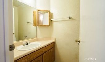 195 E Upjohn Ave, Ridgecrest, CA 93555