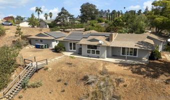 9484-86 La Cuesta Dr, La Mesa, CA 91941