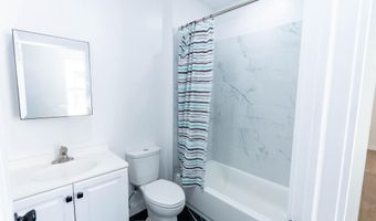 108 PEACH St, Reading, PA 19602