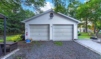 457 Mountain Rd, Albrightsville, PA 18210