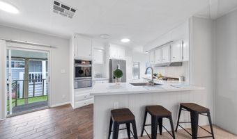 7221 San Luis St, Carlsbad, CA 92011
