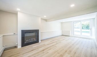 56 Glad Valley Dr, Billerica, MA 01821