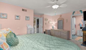 72 Hilltop Dr F, North Providence, RI 02904