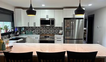 6610 Midland Trl, Ashland, KY 41102