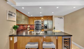 2124 AWIHI Pl 206, Kihei, HI 96753