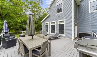 138 Litchfield Tpke, Bethany, CT 06524