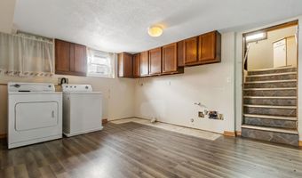 704 S Harrison St, Aberdeen, SD 57401