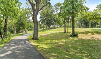 99 W 37TH St, Bayonne, NJ 07002