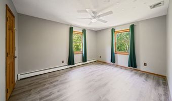 225 Bethmour Rd, Bethany, CT 06524