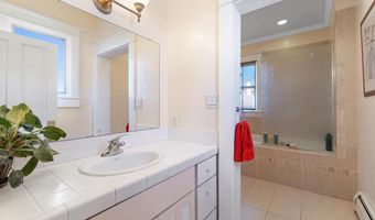 412 11th St NW, Albuquerque, NM 87102