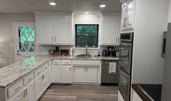1444 Oakdale Dr, Bartlesville, OK 74006