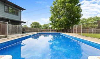 999 Elm Dr, Apple Valley, MN 55124