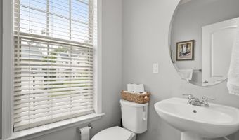 876 NANCY LYNN Ln, Arnold, MD 21012