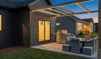 204 41st St SW, Altoona, IA 50009