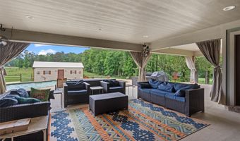 1615 Linton Rd, Benton, LA 71006