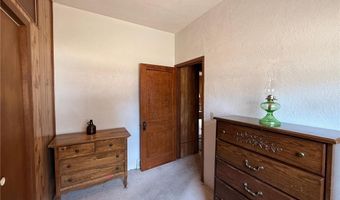 128 S Munsterman St, Appleton, MN 56208